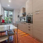 Homeby, Casa Alessandro Apartman *