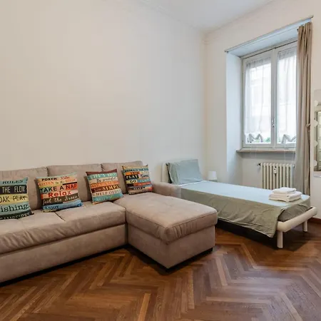 Διαμέρισμα Casa Alessandro In The Elegant Crocetta *