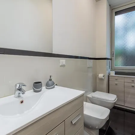 Appartement Casa Alessandro In The Elegant Crocetta Turin