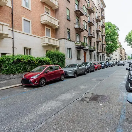 Casa Alessandro In The Elegant Crocetta Appartement