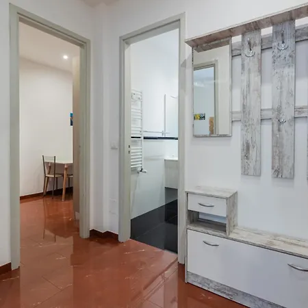 Casa Alessandro In The Elegant Crocetta *