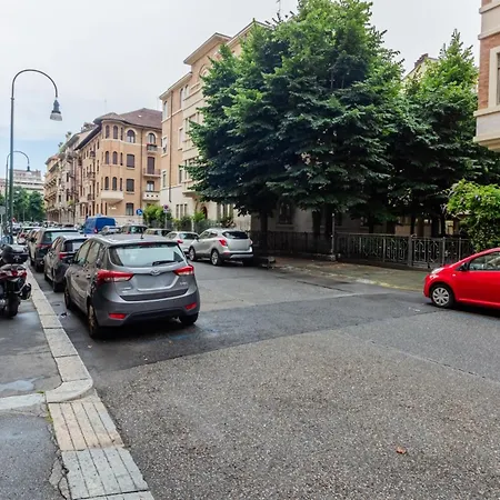 Appartement Casa Alessandro In The Elegant Crocetta *